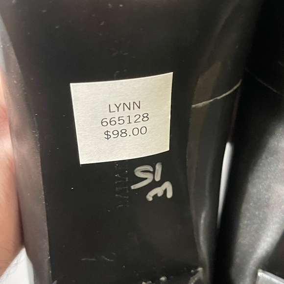 Banana Republic women’s heeled silver shoes size 9.5 - Picture 4 of 9